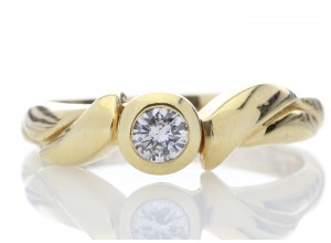 18ct Yellow Gold Rub Set Diamond Engagement Ring D SI 0.17 Carats
